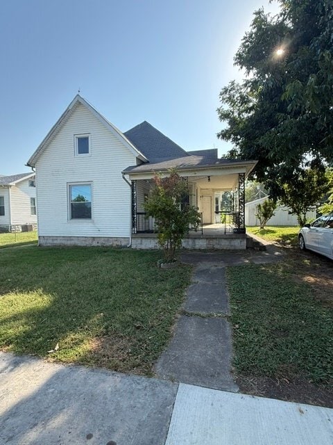 Building Photo - 327 N Hickory St