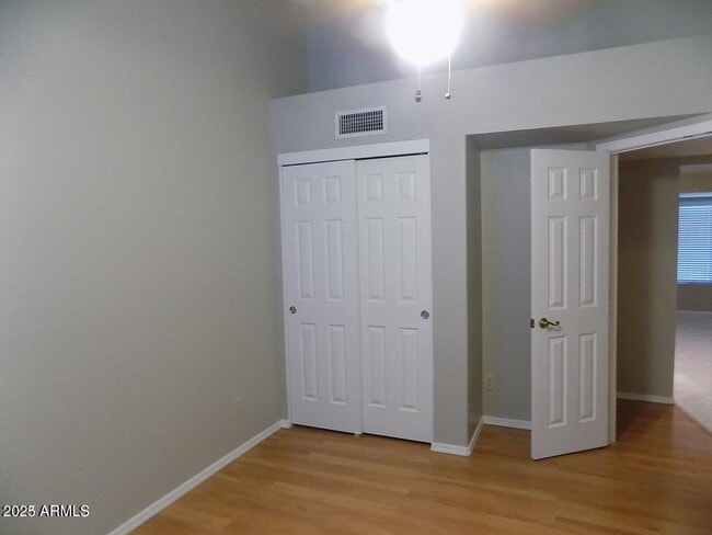 Foto del edificio - 9081 E Aster Dr