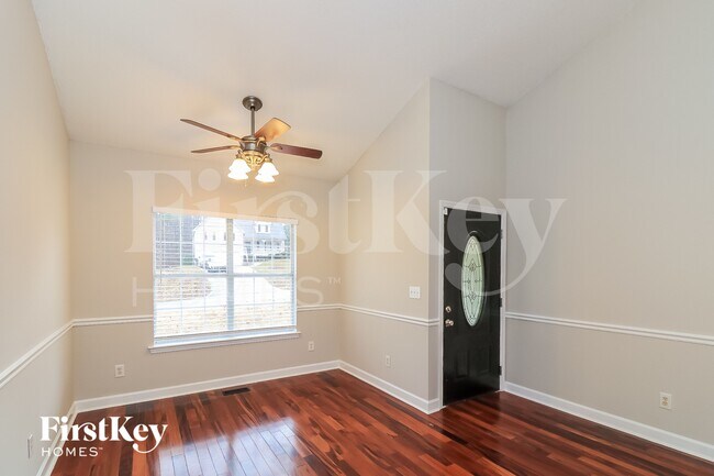 Foto del edificio - 139 Brooks Mill Ln