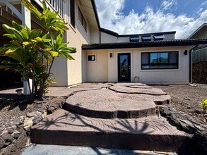 Building Photo - 77-6547-6547 Naniloa Dr