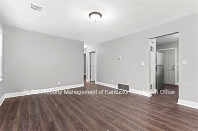 Building Photo - 1013 Patricia Ln