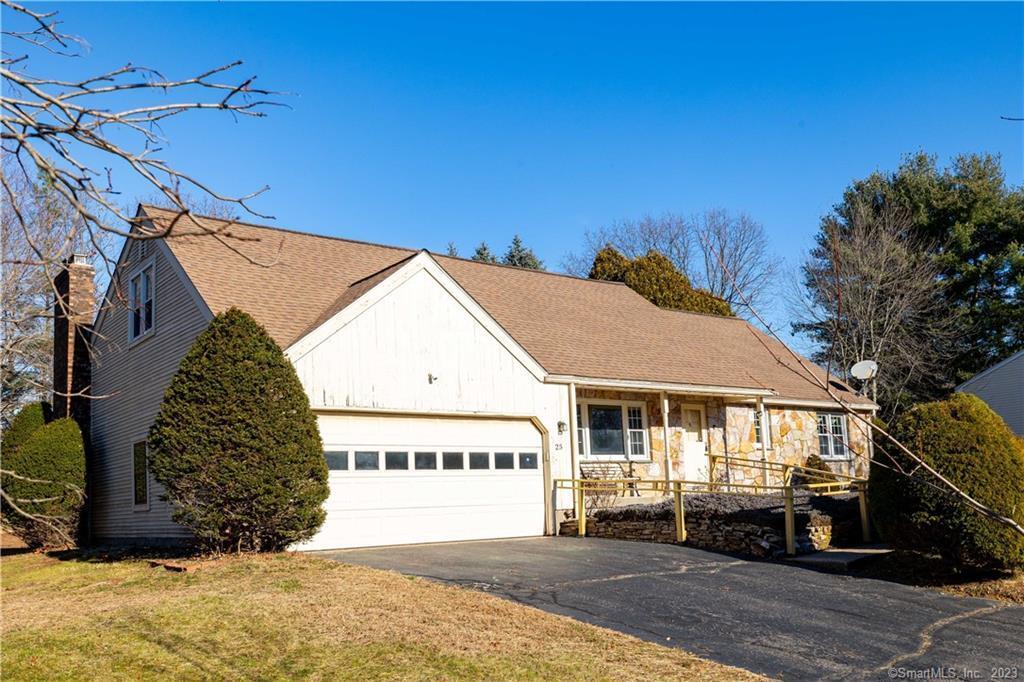 Foto principal - 25 Hampshire Dr