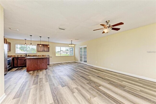 Building Photo - 7120 Elyton Dr