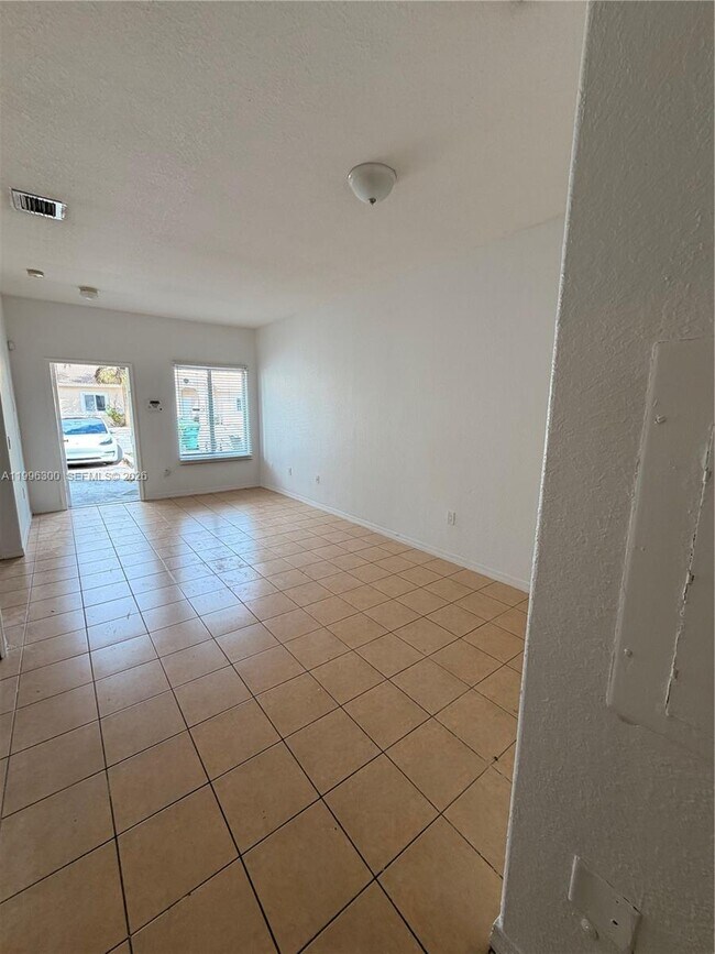 Building Photo - 13264 Old Biscayne Dr
