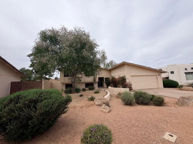 Building Photo - 1840 S Las Palmas Cir