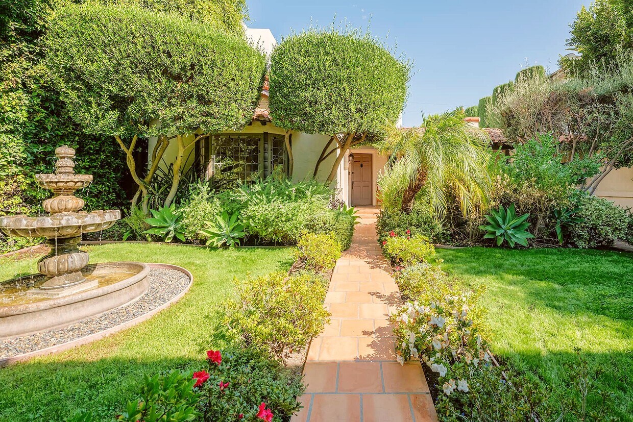 606 N Croft Ave, West Hollywood, CA 90048 House Rental in West