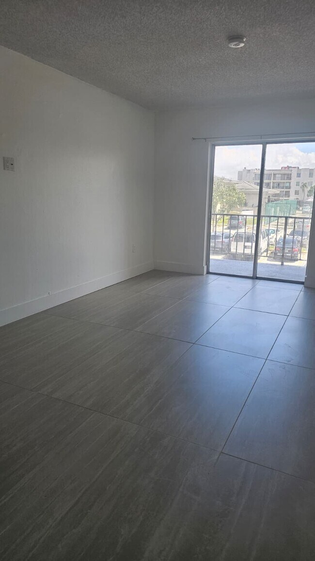 Foto del edificio - 5625 W 20th Ave