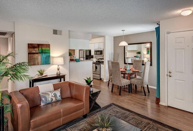 Building Photo - 11513 Windcrest Ln