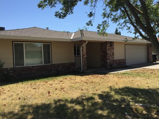 Building Photo - 2308 Northridge Dr