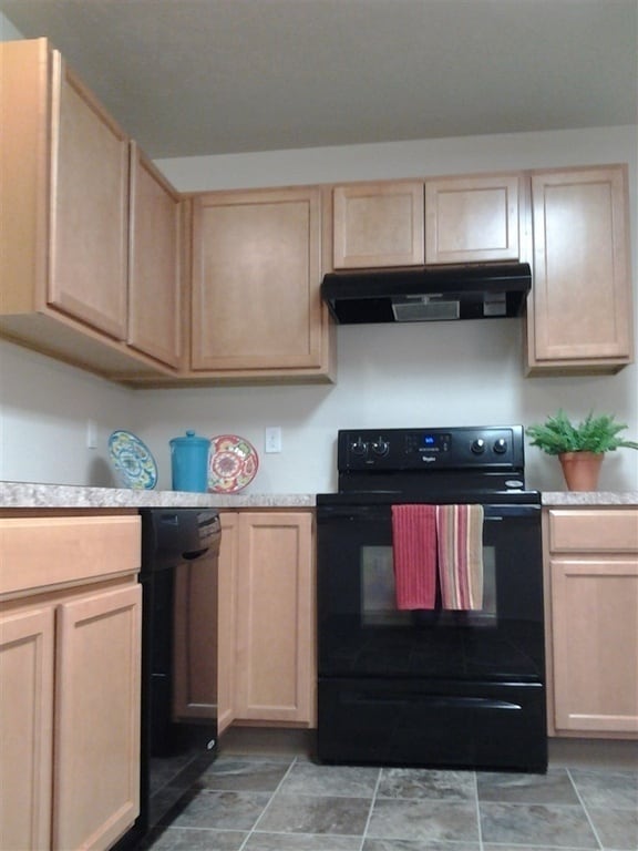 Building Photo - 9939 W Rustica St