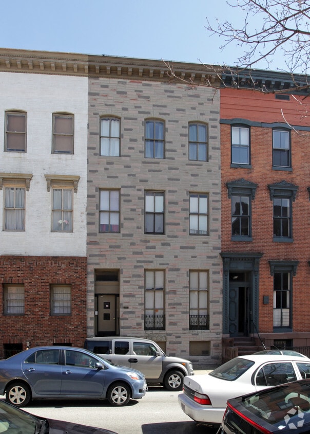 Primary Photo - 807 St Paul St