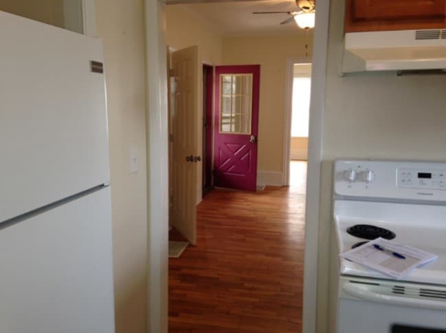 Kitchen - 756 W Washington Ave