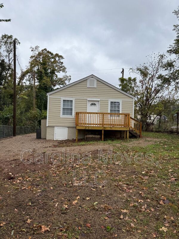 Foto del edificio - 105 Francis Ave