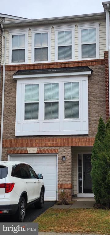 Building Photo - 21764 Harroun Terrace