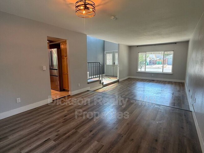 Foto del edificio - 3970 Bolivar Ct