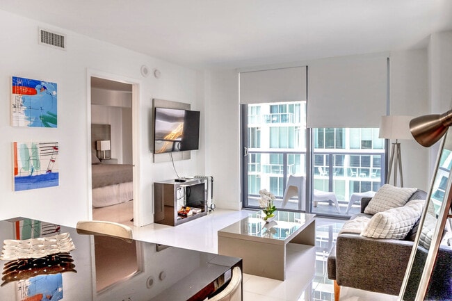 Building Photo - 31 SE 6th St