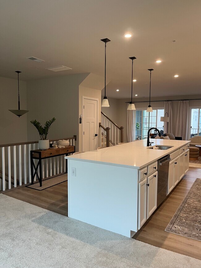 Kitchen - 10810 Presidential Pky Apartment