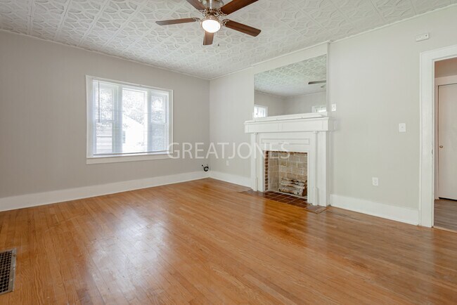 Foto del edificio - Charming 2 Bedroom in Anderson!