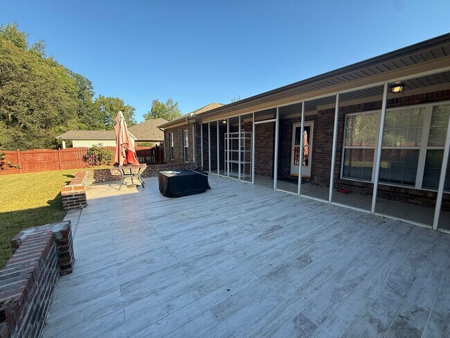 Foto del edificio - 4/2 Home Available Now!