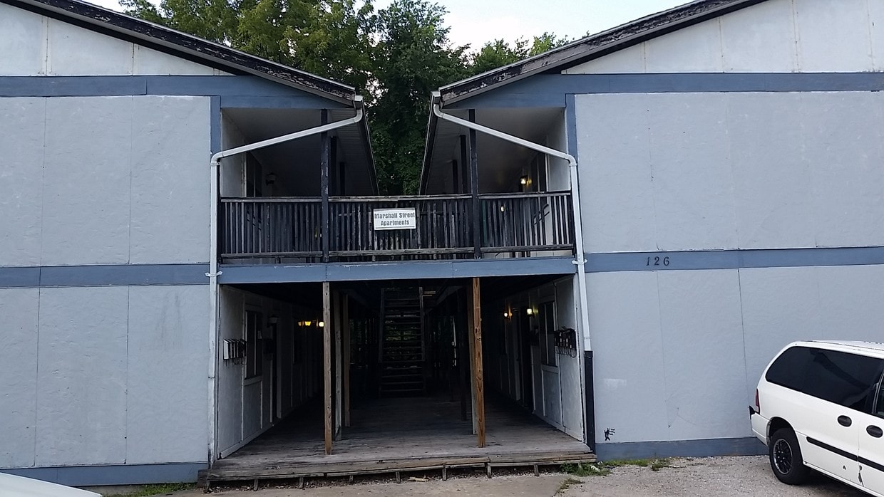 Primary Photo - Marshall and Capitol Apartments