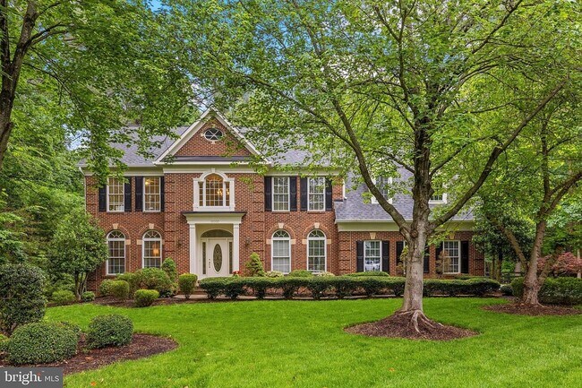 Building Photo - 11000 Farmview Way