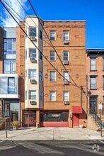 Building Photo - 318 Park Ave