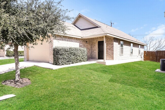Building Photo - 10606 Goose Way