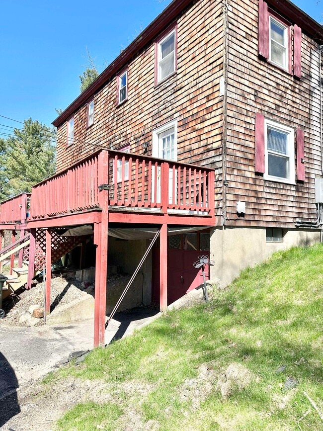Building Photo - 84 Mary Ann Rd
