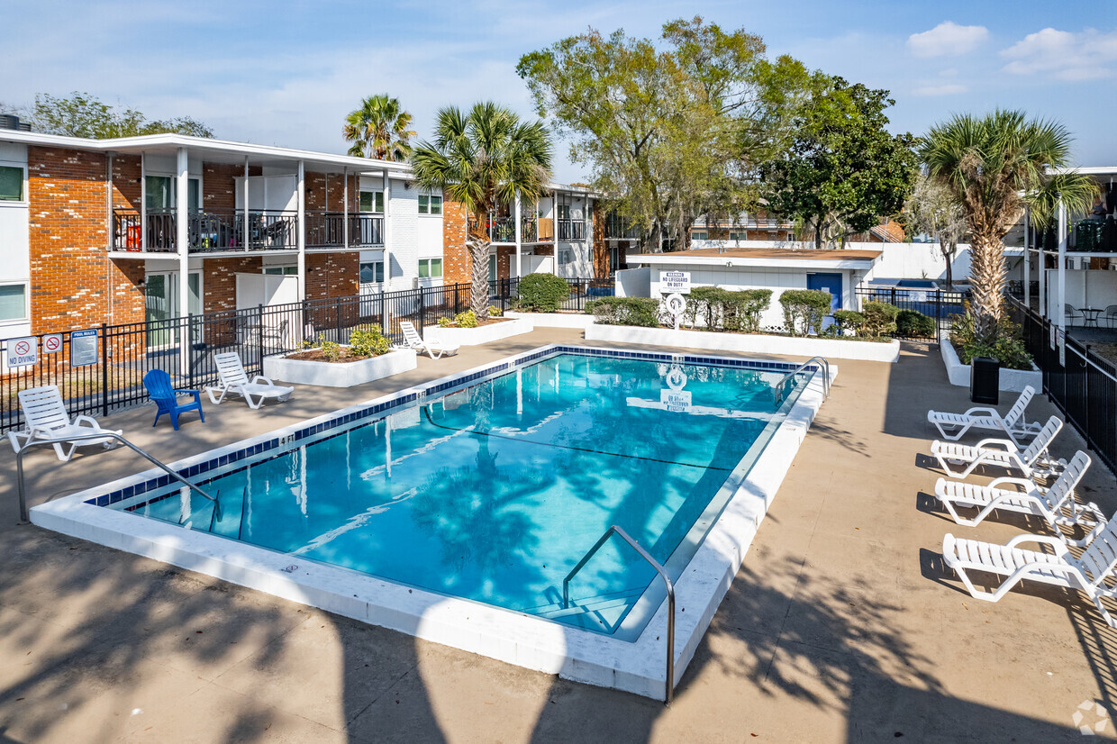 Foto principal - Citrus Oaks Apartments