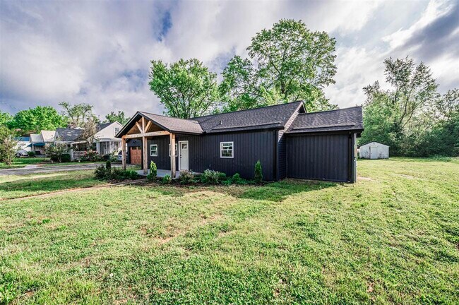 Foto del edificio - 204 Wilson Ave