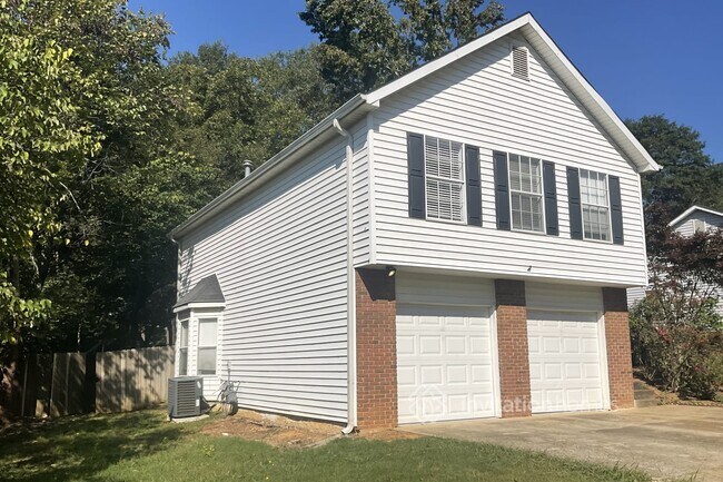 Foto del edificio - 3806 Rivers Run Trace