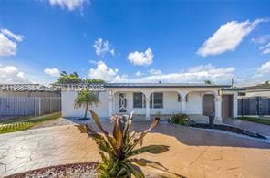 Photo - 490 W 33rd Pl (Hialeah, FL)