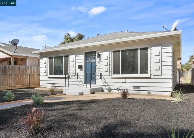 Building Photo - 4024 39th St