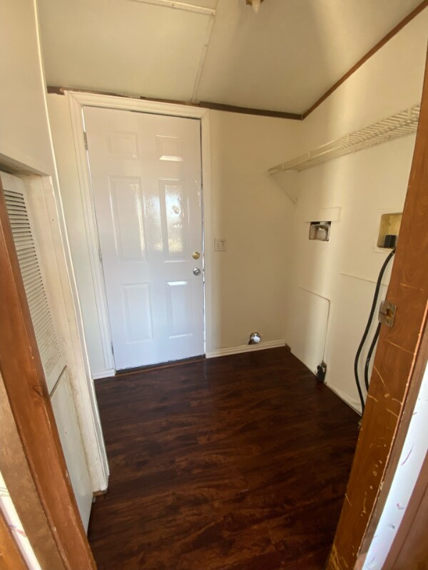 Building Photo - 170 Lorena Meadows Dr