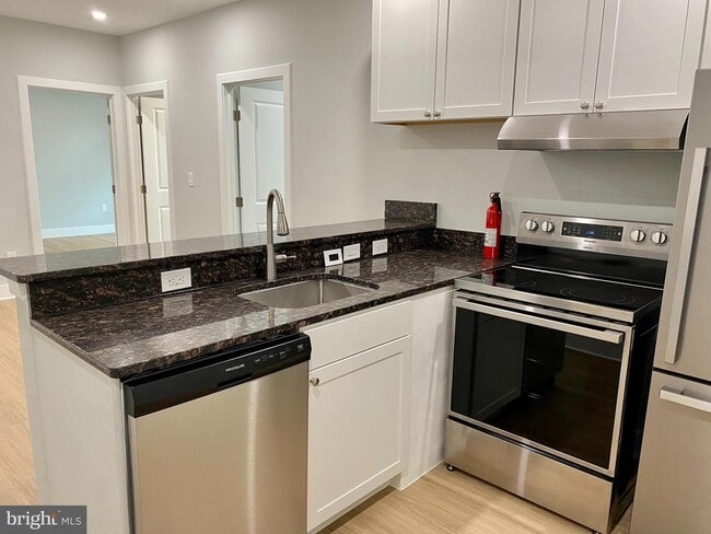 Foto del edificio - 3701 9th St NW