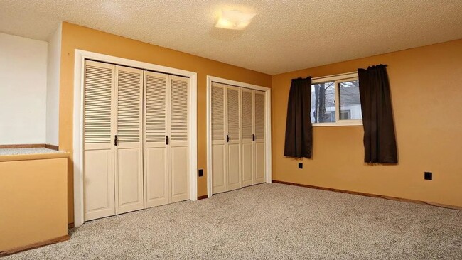 Building Photo - 623 N 16th St