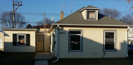 Building Photo - 4407 N 62nd St