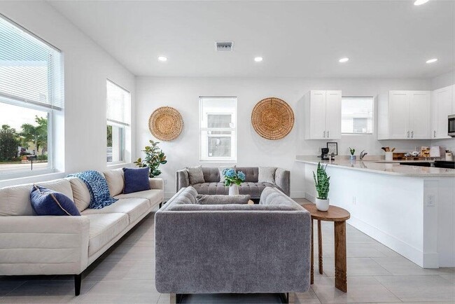 Foto del edificio - 3514 Hiawatha Ave