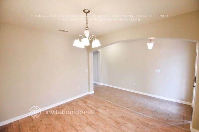 Foto del edificio - 14140 Waterford Creek Blvd