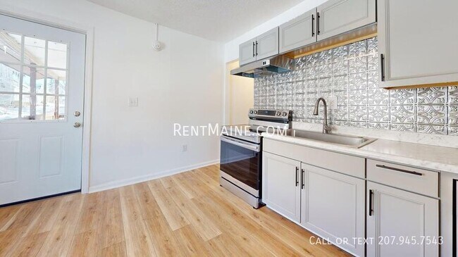 Foto del edificio - 148-150 Third St. Apt.-4