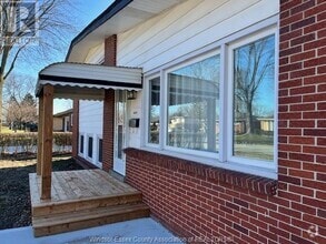 Building Photo - 3401 Roxborough Ave