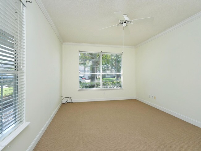 Building Photo - 6548 Burnham Cir