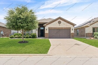 Building Photo - 727 Cross Dr.
