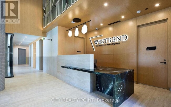 Building Photo - 1660 Bloor St W