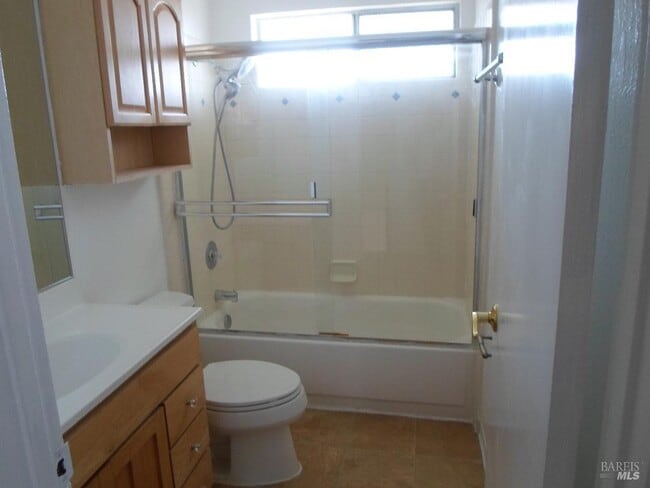 Building Photo - 117 Sunset Cir