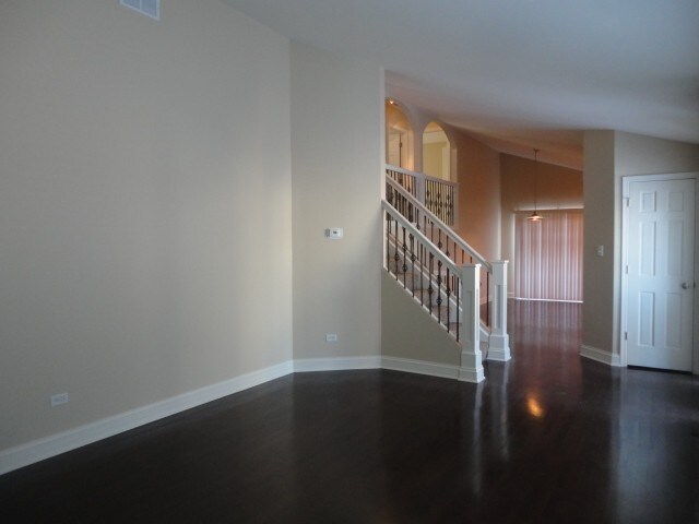 Building Photo - 1811 Mandan Village Drive