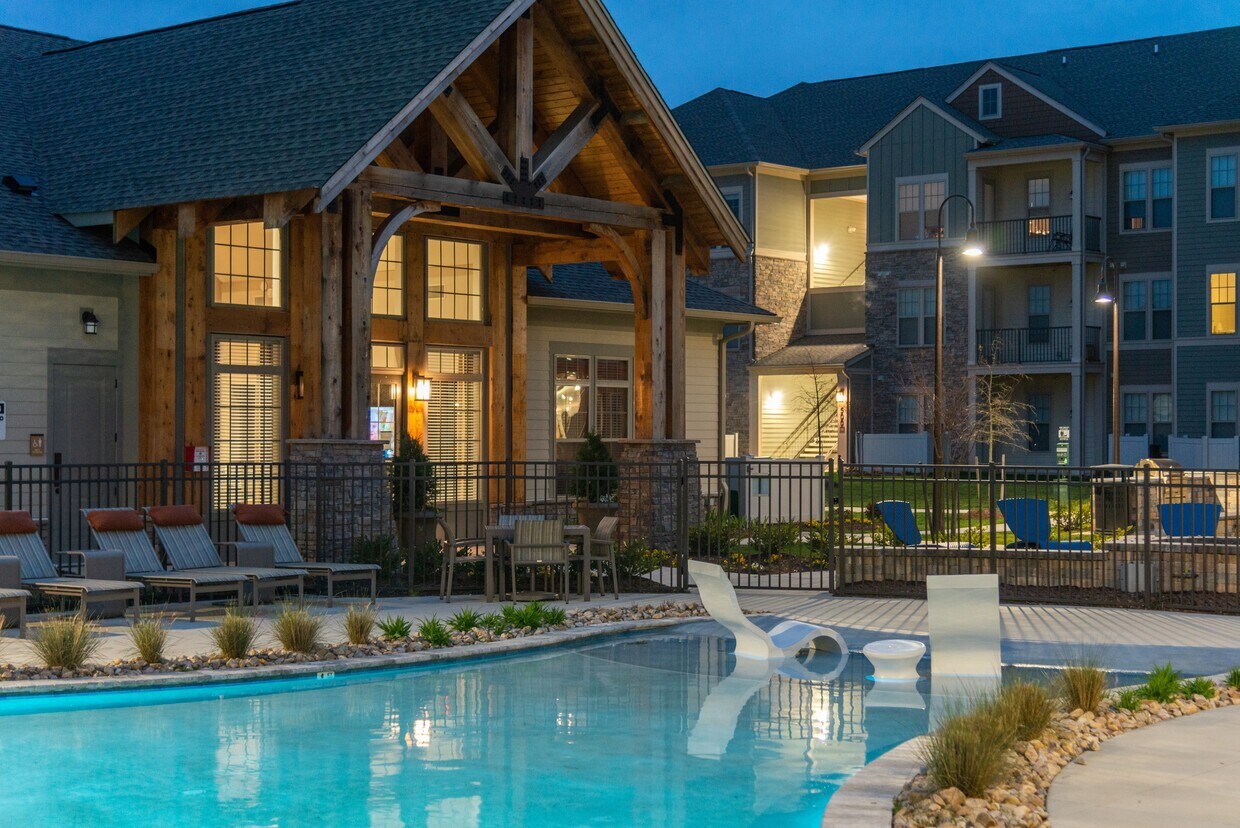 The Whitworth Apartments in Williamsburg, VA