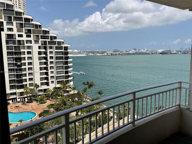 Foto del edificio - 770 Claughton Island Dr