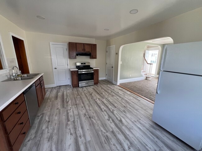 Building Photo - 20 McKinley Ter