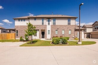 Building Photo - 2500 Forest Creek Dr